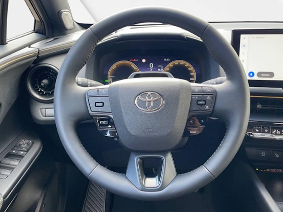 Vehicle image 14 Vehicle image 14