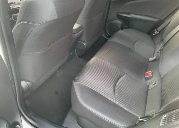 Vehicle image 5 Vehicle image 5