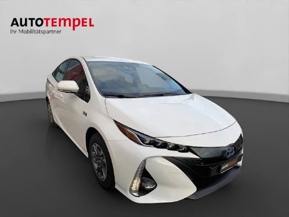 Vehicle image 2 Vehicle image 2