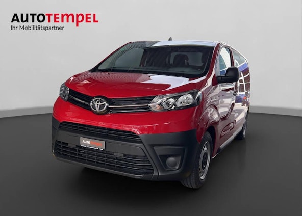 First vehicle image First vehicle image