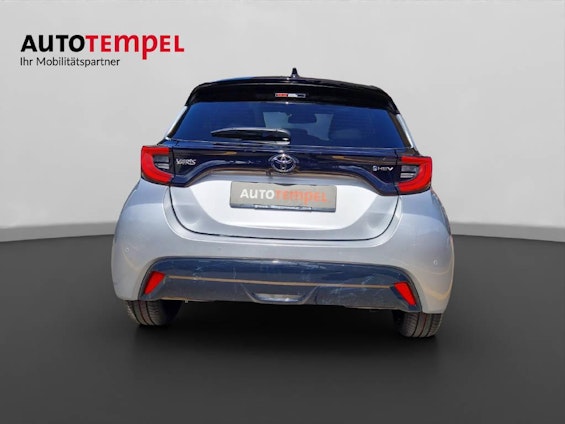 Vehicle image 10 Vehicle image 10