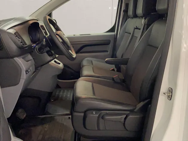 Opel Vivaro Cargo 2.7 t L 2.0 D 144