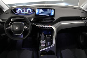 Vehicle image PEUGEOT 3008 1.6 Plug-in Hybrid Allure Pack