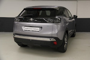 Vehicle image PEUGEOT 3008 1.6 Plug-in Hybrid Allure Pack