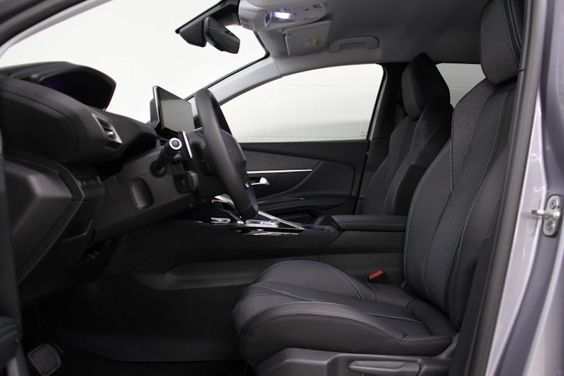 Vehicle image PEUGEOT 3008