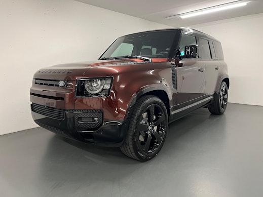LAND ROVER Defender 110 2.0 P300e Sedona Edition 0