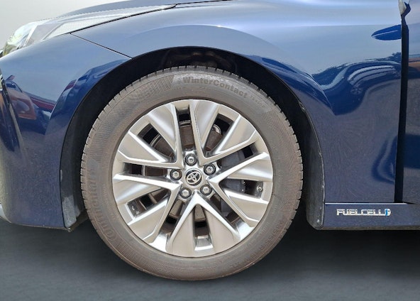 Vehicle image 10 Vehicle image 10