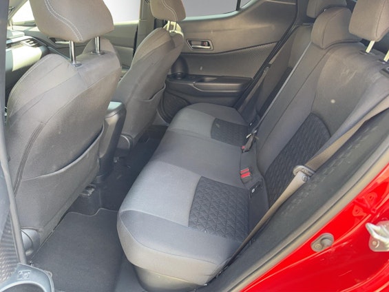 Vehicle image 9 Vehicle image 9