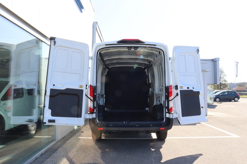 Vehicle image FORD Transit