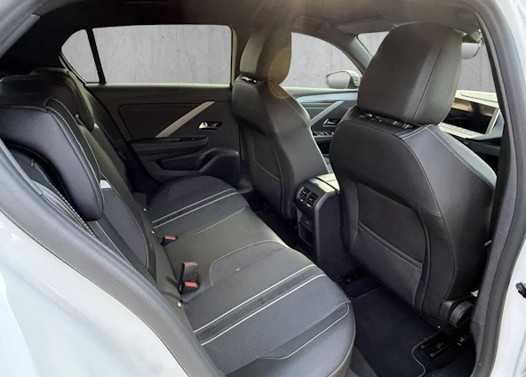 image du véhicule 13 image du véhicule 13