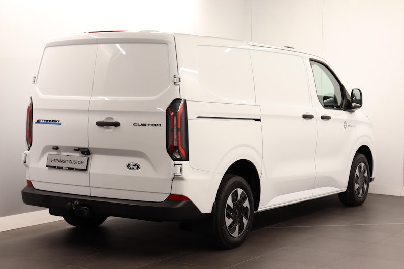 Vehicle image FORD E-TRANSIT