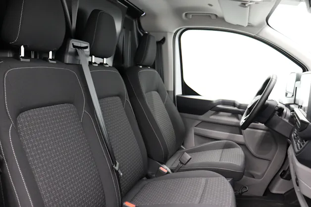 Ford Transit C Van 320 L1 2.5 Duratec 233 Trend PHEV