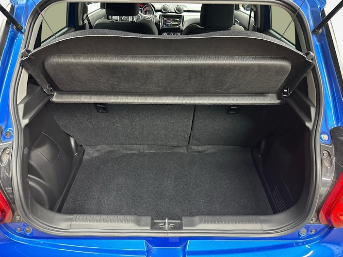 Vehicle image SUZUKI SWIFT