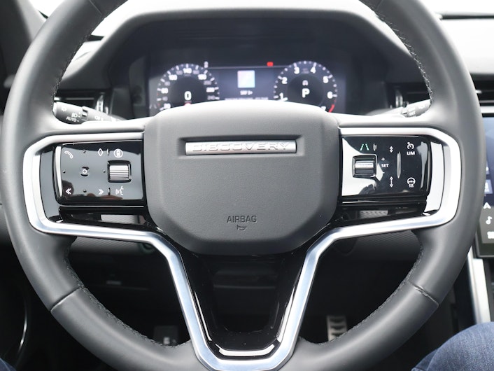 Vehicle image LAND ROVER DISCOVERY SPORT