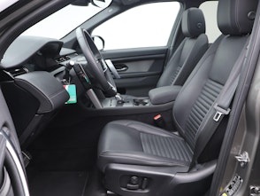 Vehicle image LAND ROVER Discovery Sport 2.0 I4 Dynamic SE