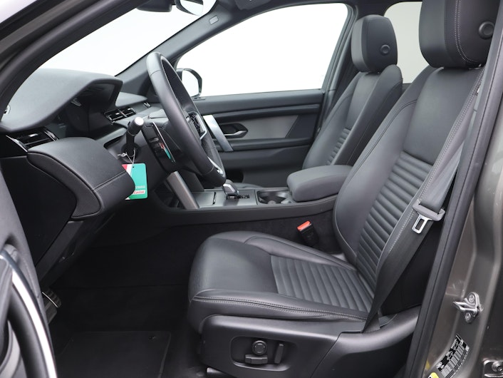 Vehicle image LAND ROVER DISCOVERY SPORT