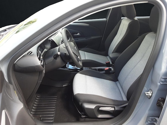 Vehicle image 21 Vehicle image 21