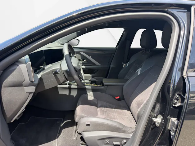 Opel Astra-e GS