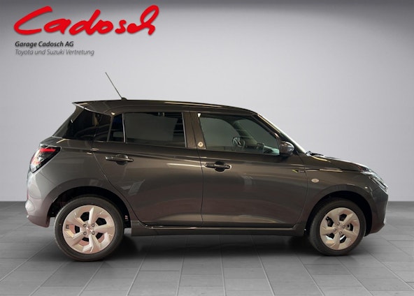 Vehicle image 6 Vehicle image 6