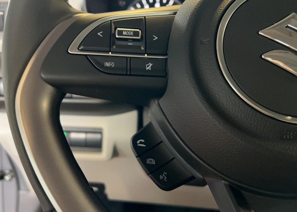 Vehicle image 14 Vehicle image 14