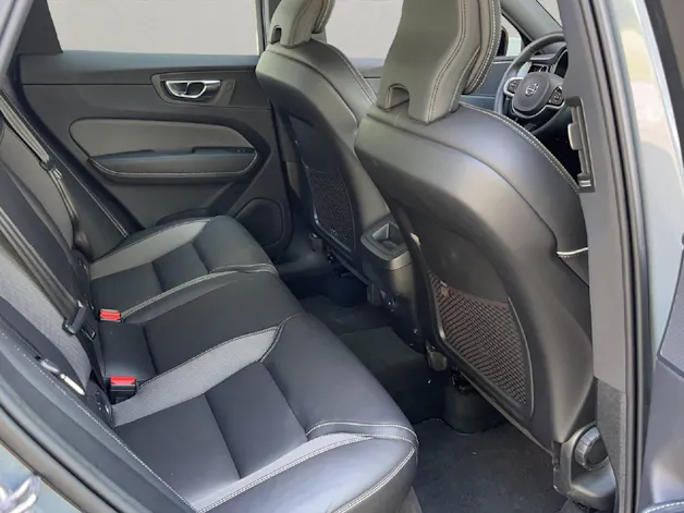 Volvo XC60 2.0 B5 MH R-Design AWD