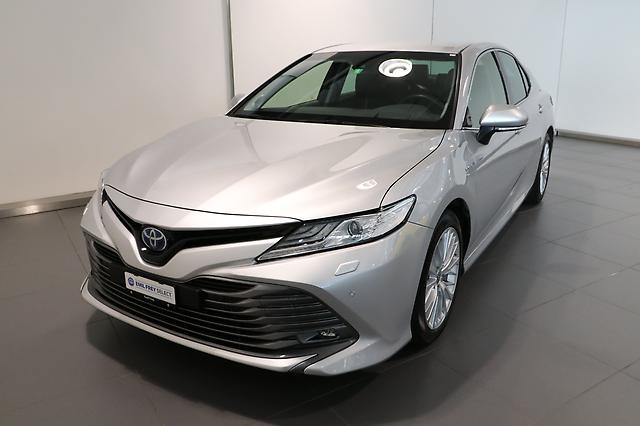 TOYOTA Camry 2.5 HSD Premium: Jetzt Probefahrt buchen!