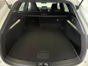 Suzuki Swace 1.8 Compact Top Hybrid