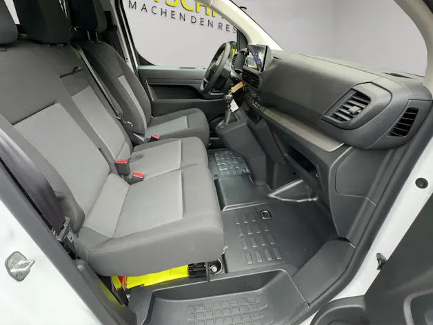 Opel Vivaro Cargo M 2.7t 2.0 CDTi