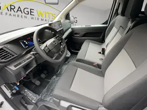 Opel Vivaro Cargo M 2.7t 2.0 CDTi