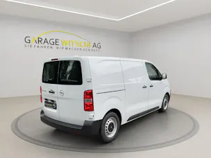 Opel Vivaro Cargo M 2.7t 2.0 CDTi