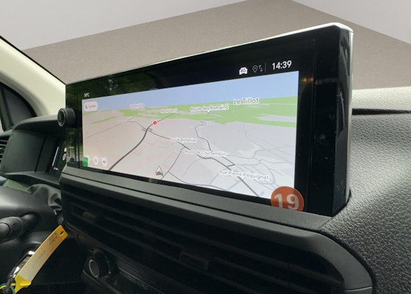 Vehicle image 14 Vehicle image 14