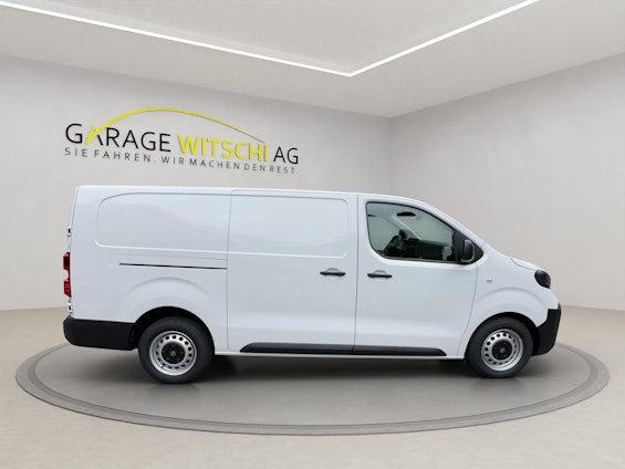 Vehicle image 3 Vehicle image 3