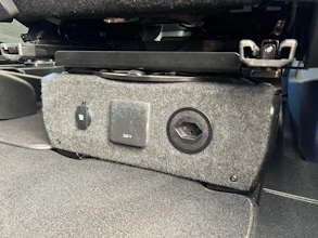 https://vehicle.imgix.net/357843/24cd9a0c-71e9-40e9-9af2-ce07c91300b2.jpg