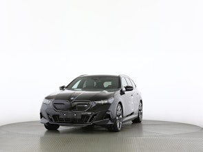 Vehicle image BMW i5 M60 xDrive Touring