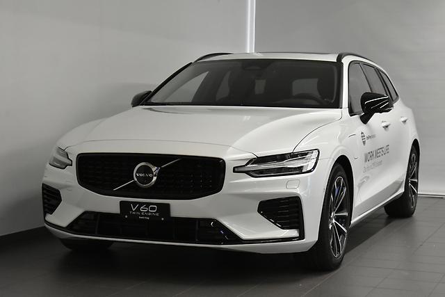 VOLVO V60 2.0 T8 TE Ultimate Dark eAWD: Jetzt Probefahrt buchen!