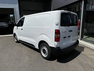 Opel Vivaro Cargo 2.7t M 2.0 D 4x4