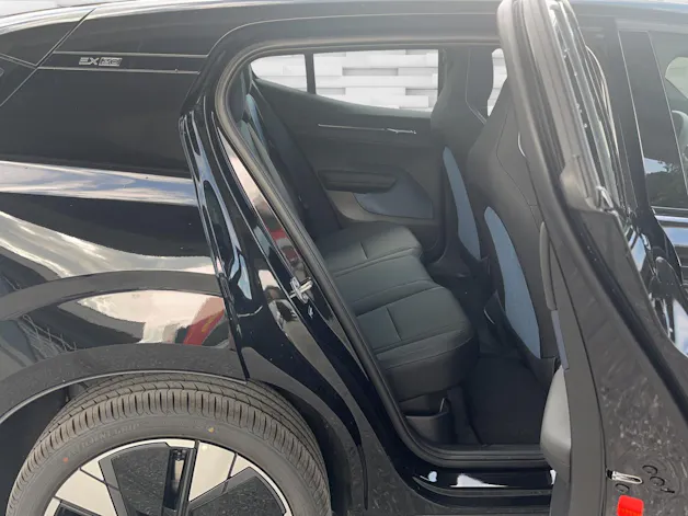Volvo EX30 E60 Twin Ultra Performance AWD