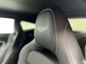 Vehicle image ASTON MARTIN DB12 Coupé 4.0 V8 Bi-Turbo