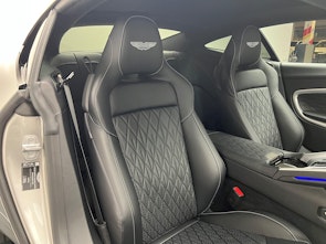 Vehicle image ASTON MARTIN DB12 Coupé 4.0 V8 Bi-Turbo