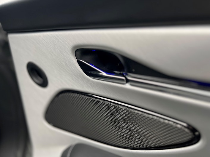 Vehicle image ASTON MARTIN DB12