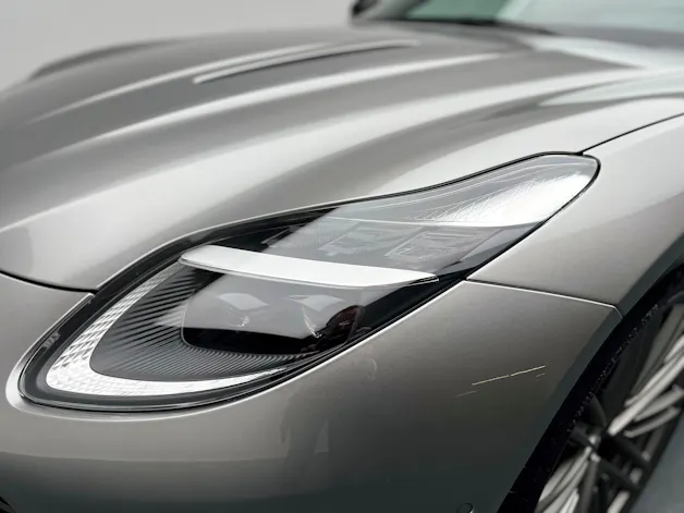 Aston Martin DB12 Coupé 4.0 V8 Bi-Turbo
