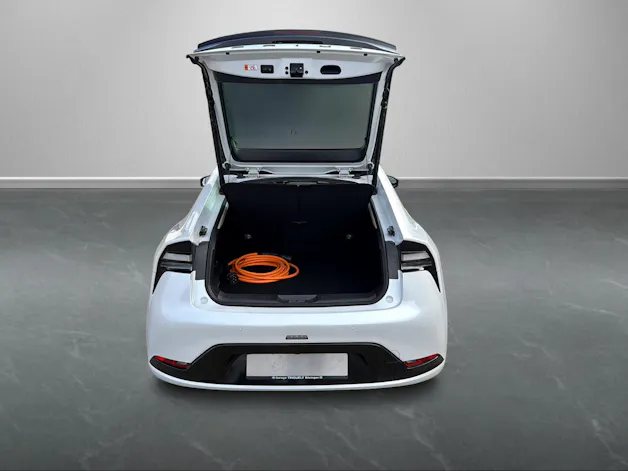 Toyota Prius 2.0 Plug-In-Hybrid Style