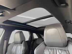 Vehicle image PEUGEOT 3008 1.6 Plug-in Hybrid4 GT