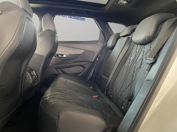 Vehicle image PEUGEOT 3008