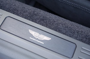 Vehicle image ASTON MARTIN V8 Vantage Coupé 4.0 V8 Bi-Turbo