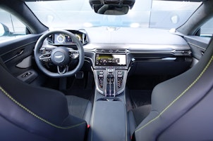 Vehicle image ASTON MARTIN V8 Vantage Coupé 4.0 V8 Bi-Turbo