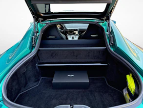 https://vehicle.imgix.net/3580224/cf106785-407e-4d97-91de-a9cb2d27de4c.jpg