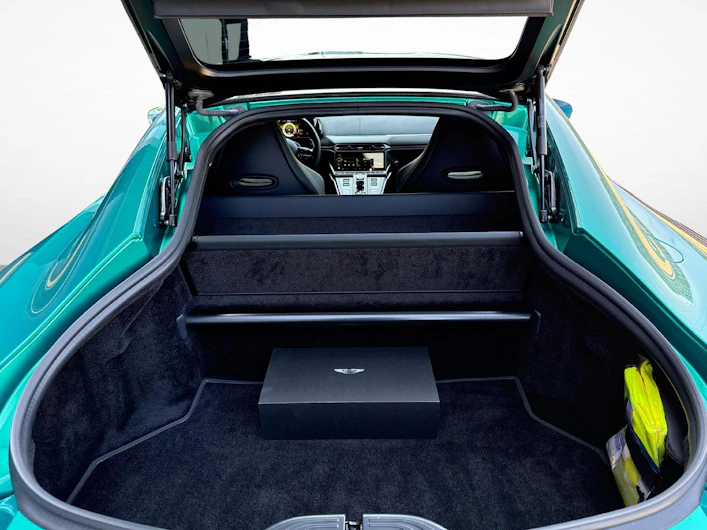 Fahrzeugbild ASTON MARTIN V12 Vantage