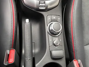 Mazda 2 SG90 AT Homura Aka DriverPack Navi+++