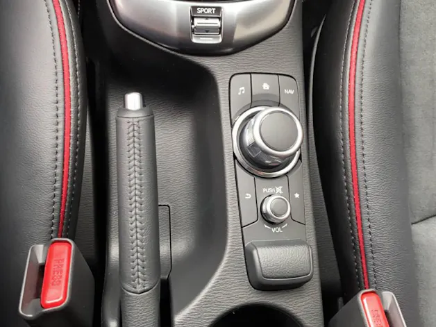 Mazda 2 SG90 AT Homura Aka DriverPack Navi+++